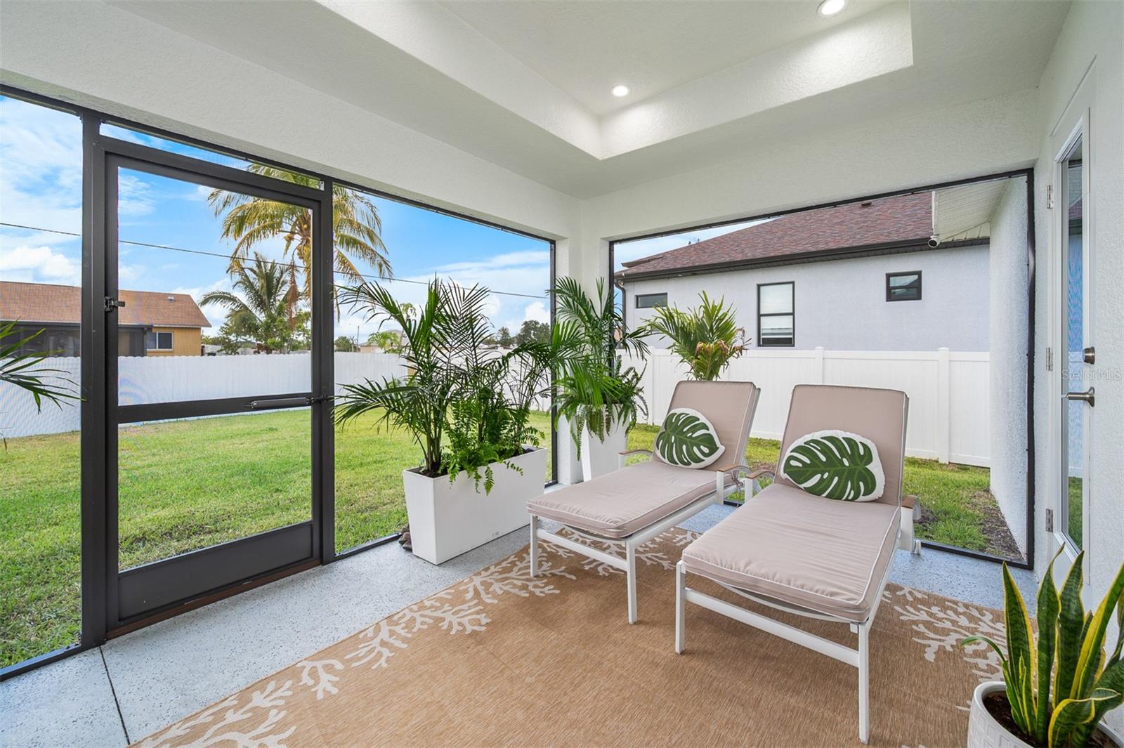 1922 NE 17TH PL, CAPE CORAL, FL, 33909