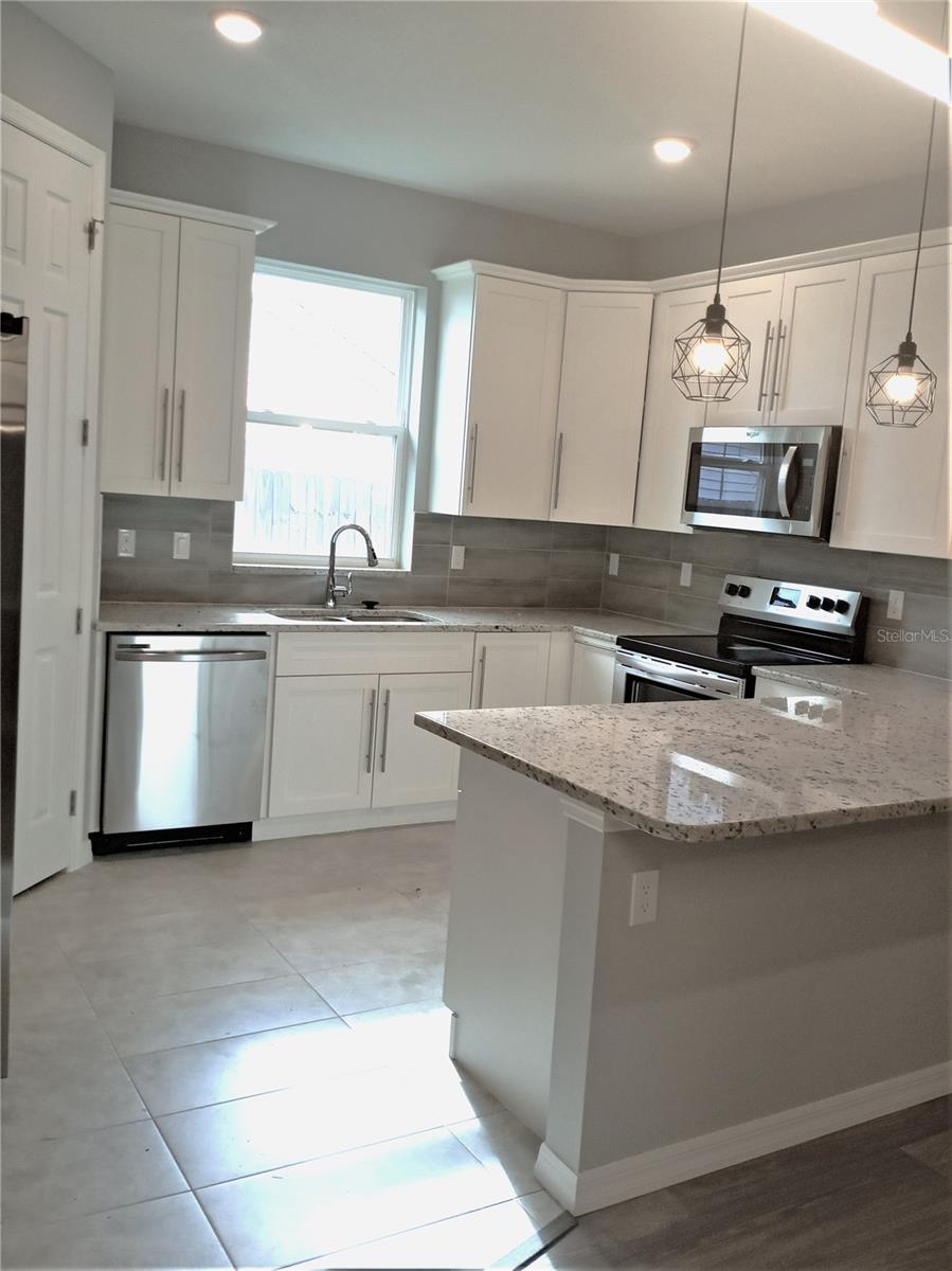 60 RALEIGH DR, PALM COAST, FL, 32164