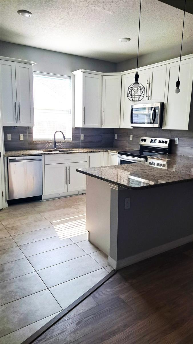 60 RALEIGH DR, PALM COAST, FL, 32164