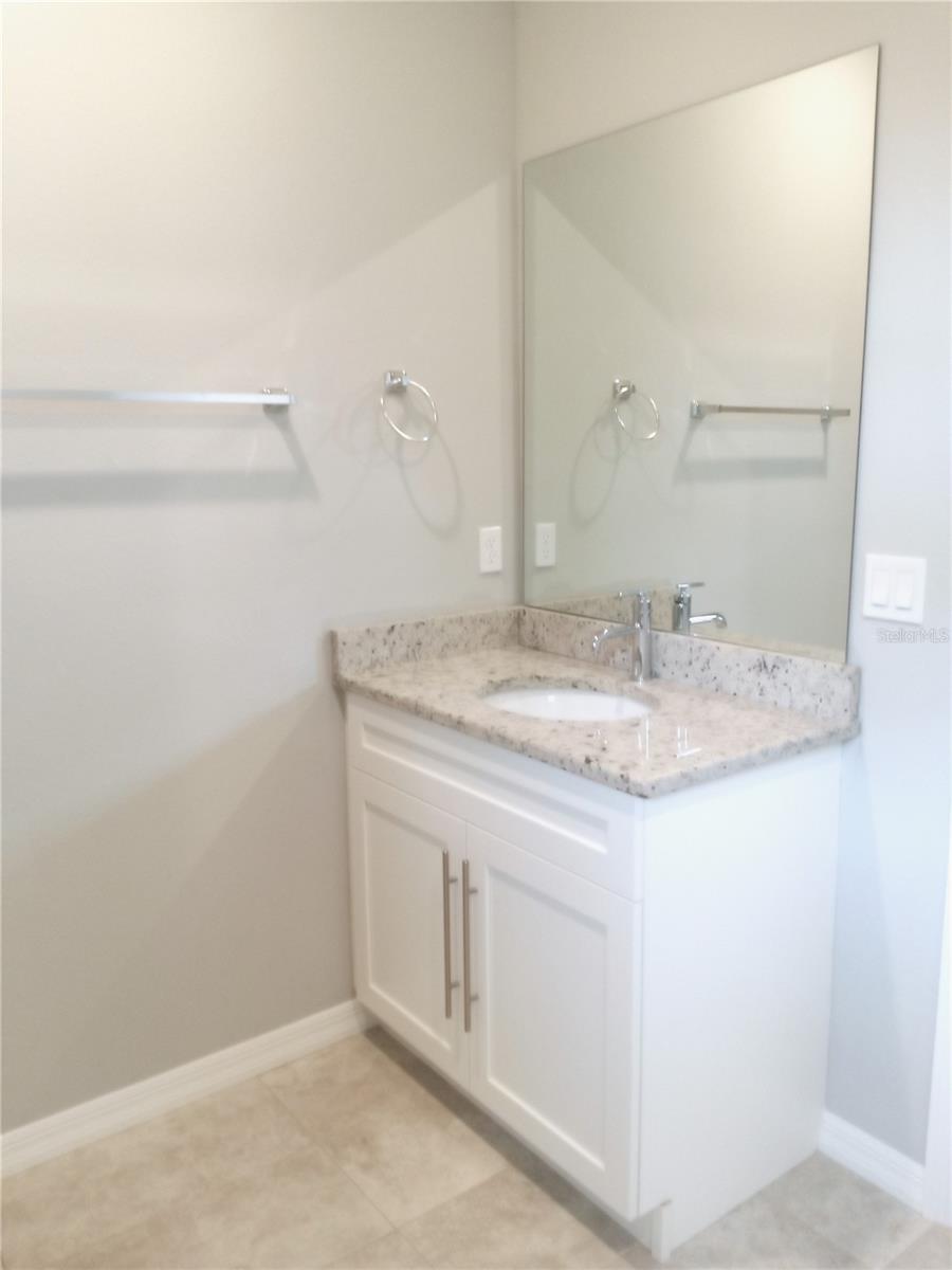 60 RALEIGH DR, PALM COAST, FL, 32164