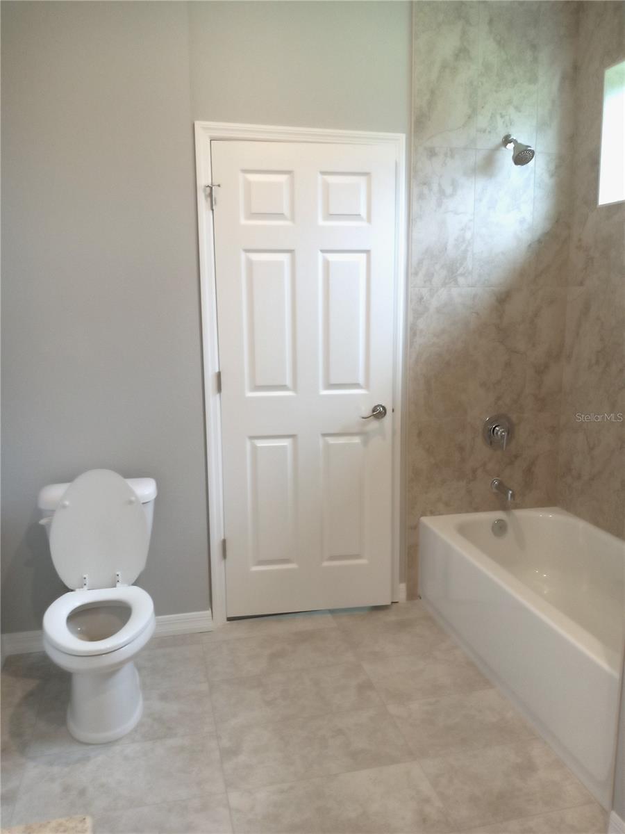 60 RALEIGH DR, PALM COAST, FL, 32164