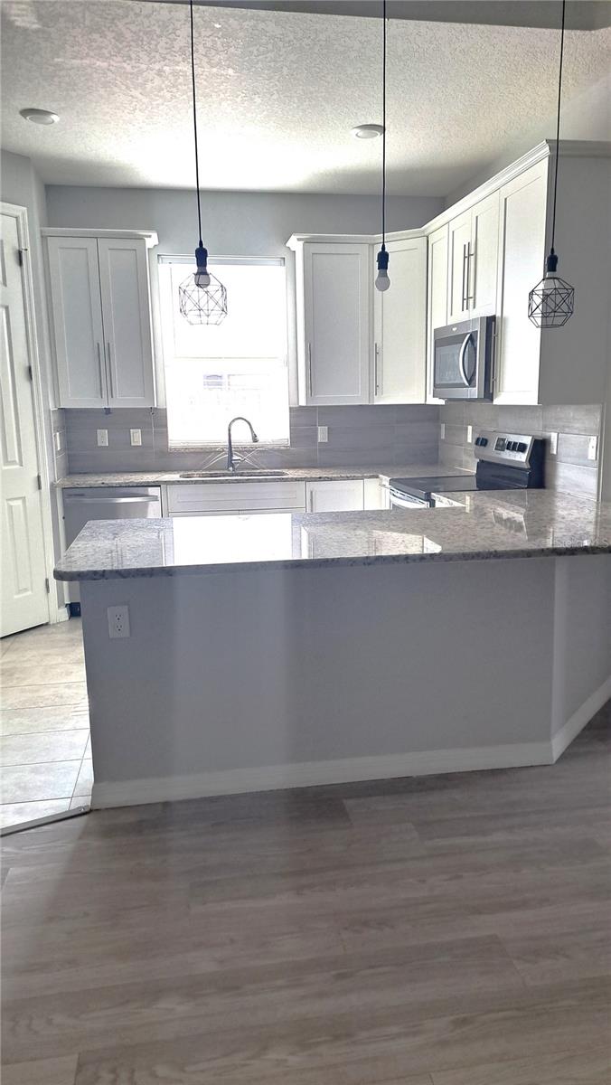 60 RALEIGH DR, PALM COAST, FL, 32164