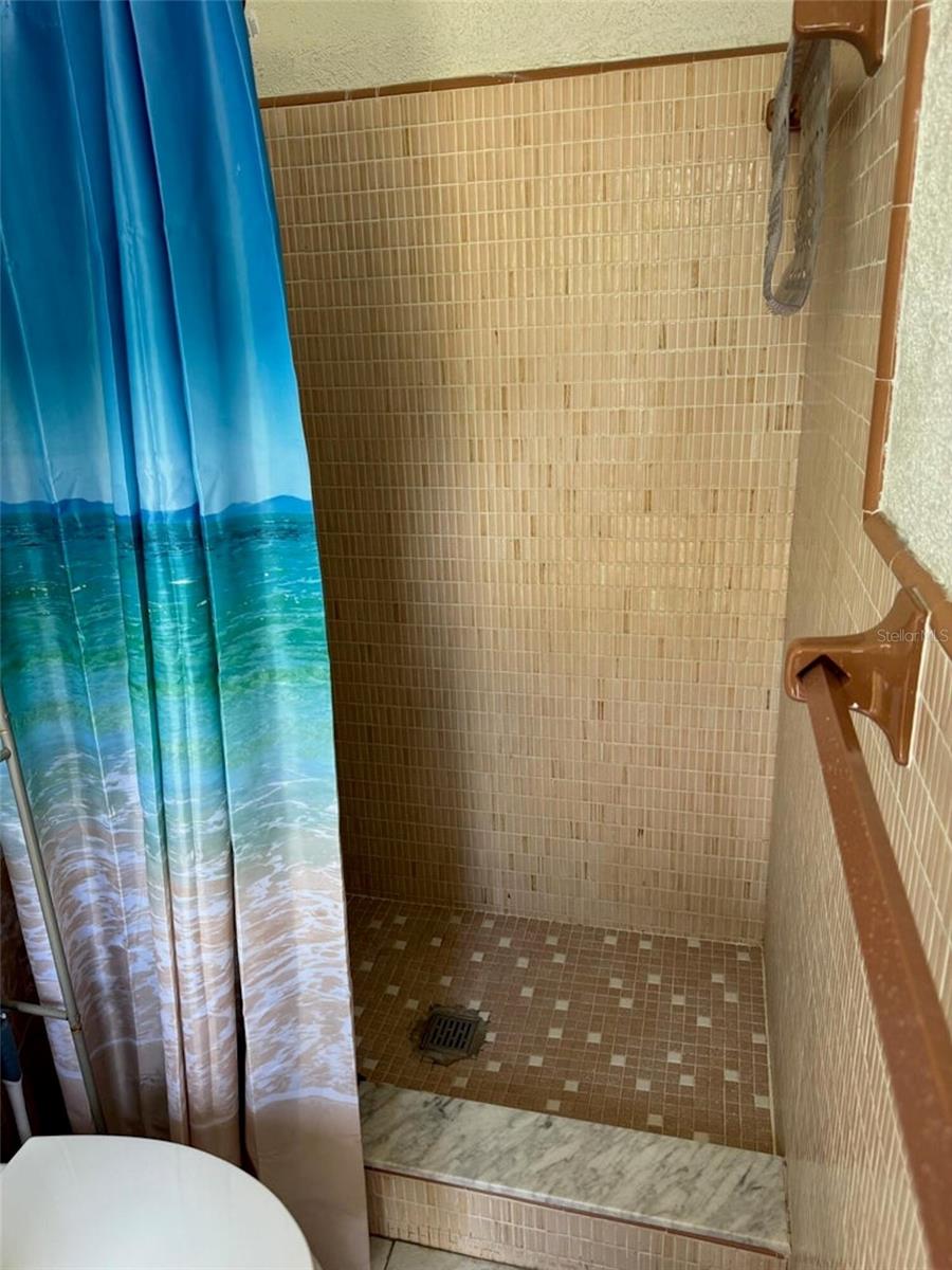 333 W OSCEOLA LN, COCOA BEACH, FL, 32931