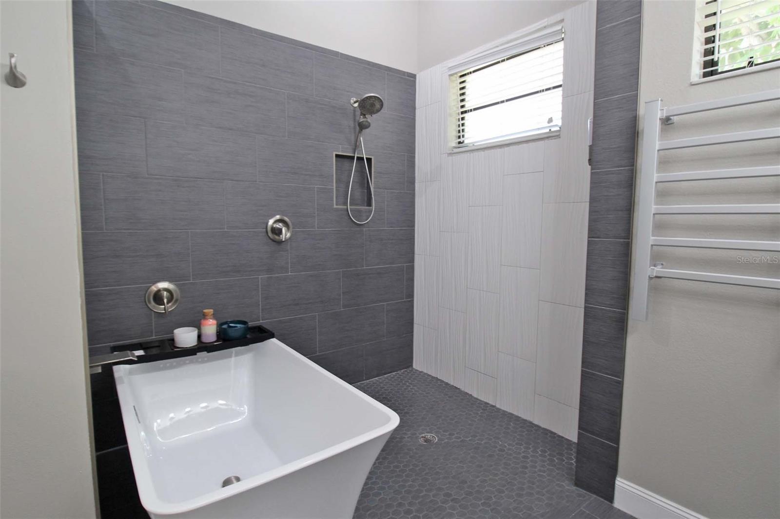 6019 COURTSIDE DR, BRADENTON, FL, 34210