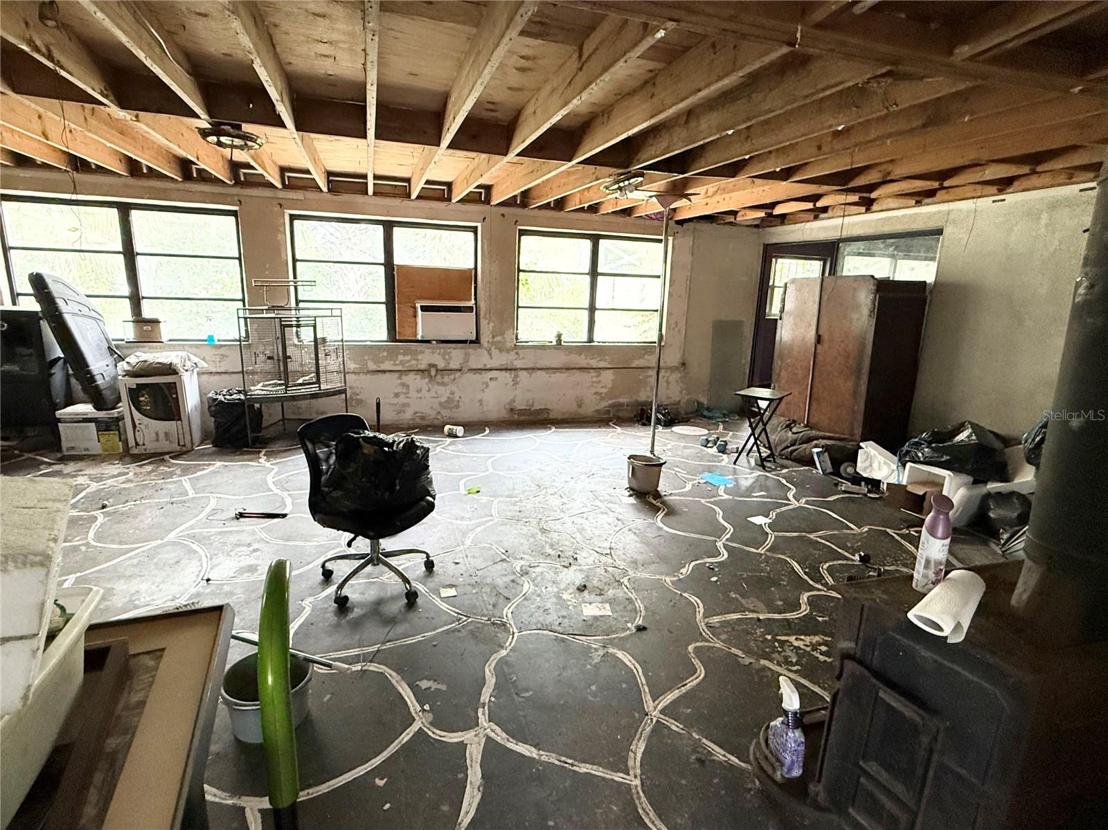 6715 16TH ST N, ST PETERSBURG, FL, 33702