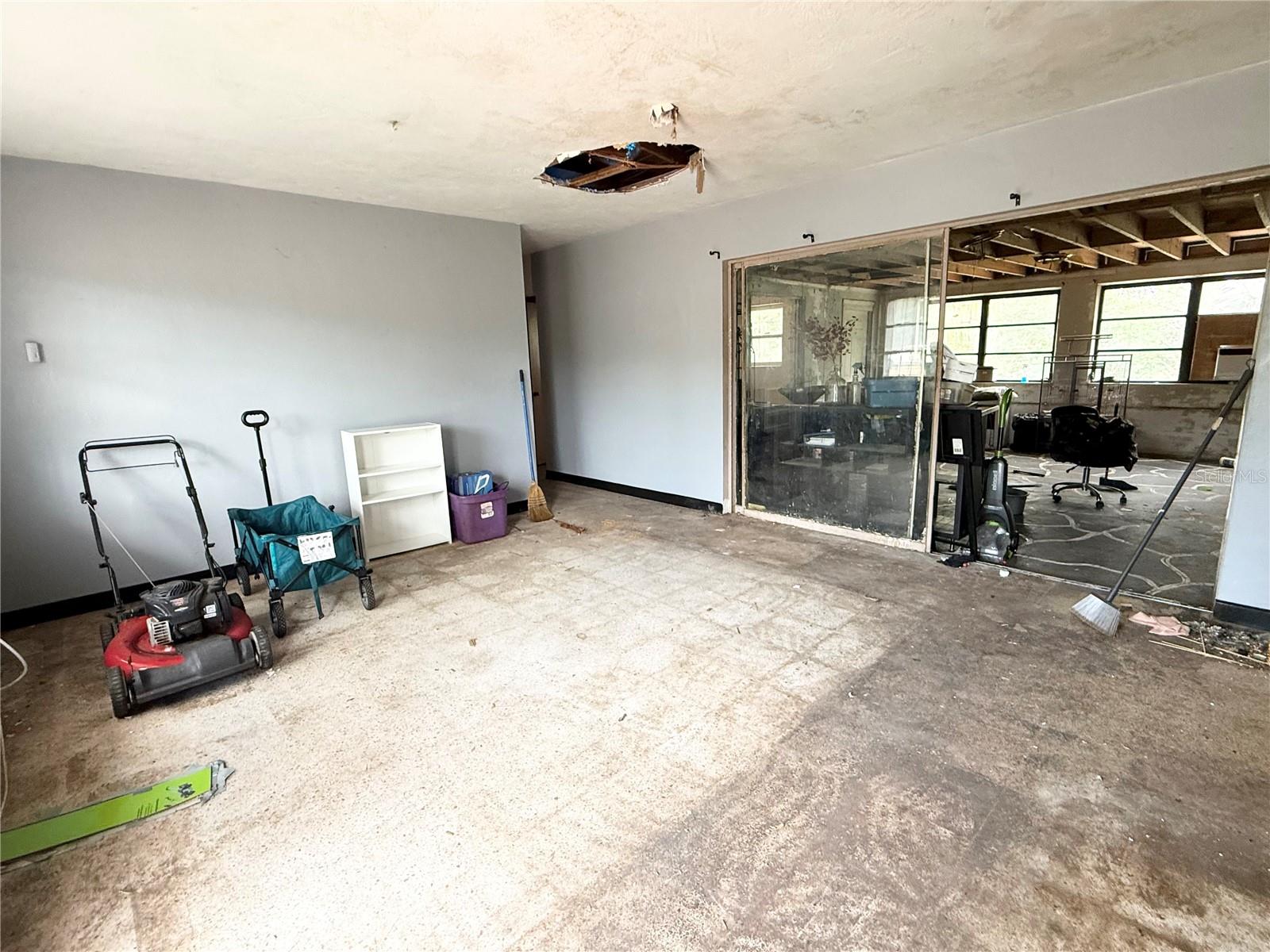 6715 16TH ST N, ST PETERSBURG, FL, 33702