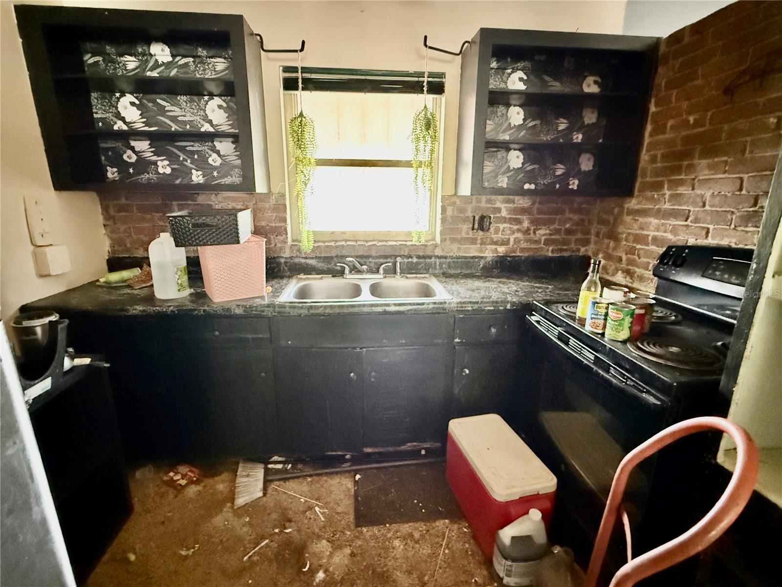 6715 16TH ST N, ST PETERSBURG, FL, 33702