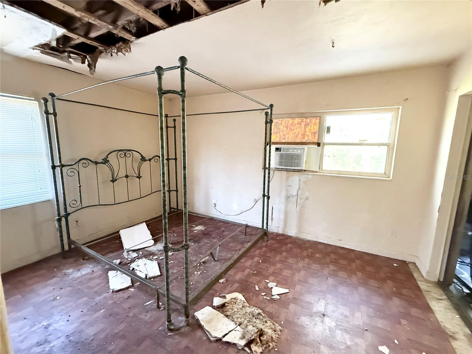 6715 16TH ST N, ST PETERSBURG, FL, 33702