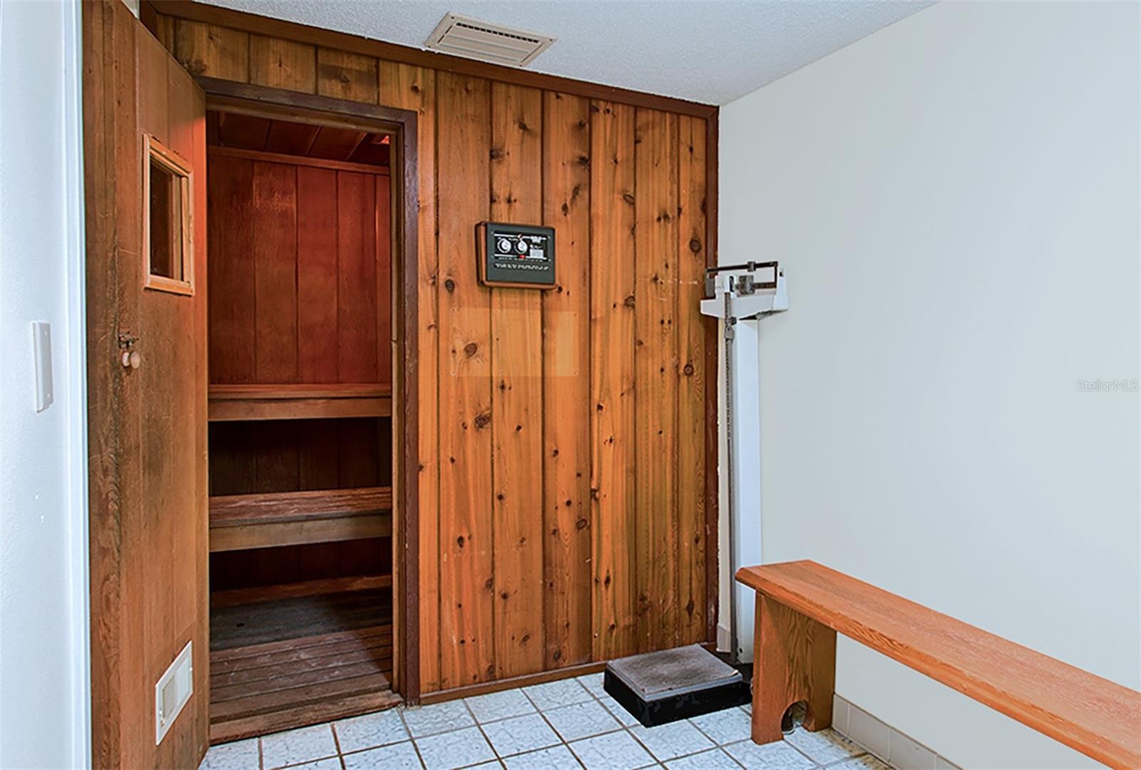 2504 GULF BLVD #201, INDIAN ROCKS BEACH, FL, 33785