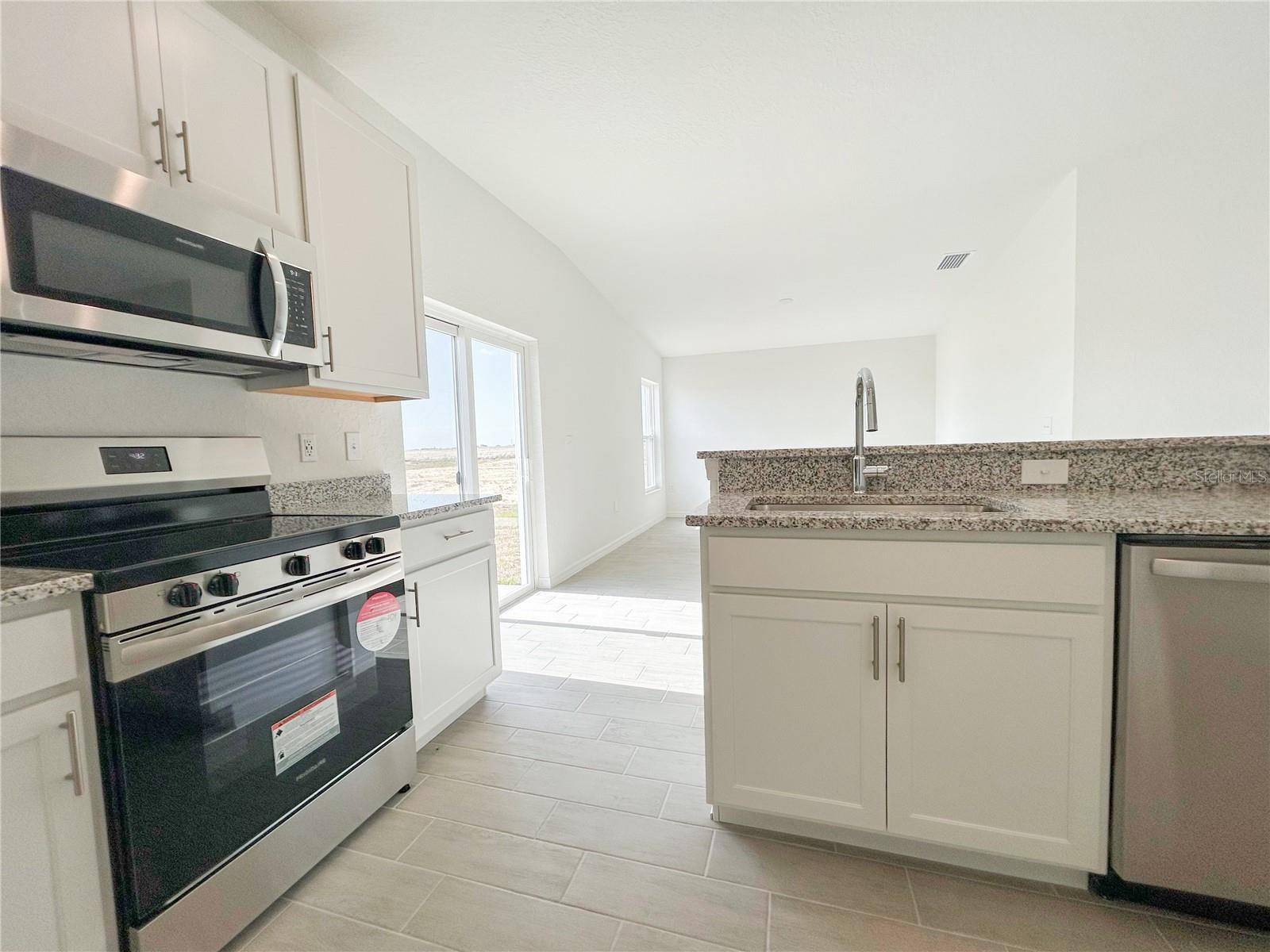 2117 EMMA LN, LAKE WALES, FL, 33898