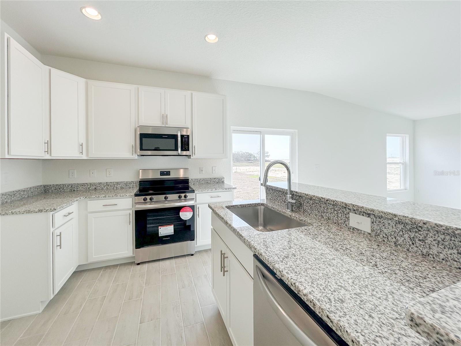 2117 EMMA LN, LAKE WALES, FL, 33898