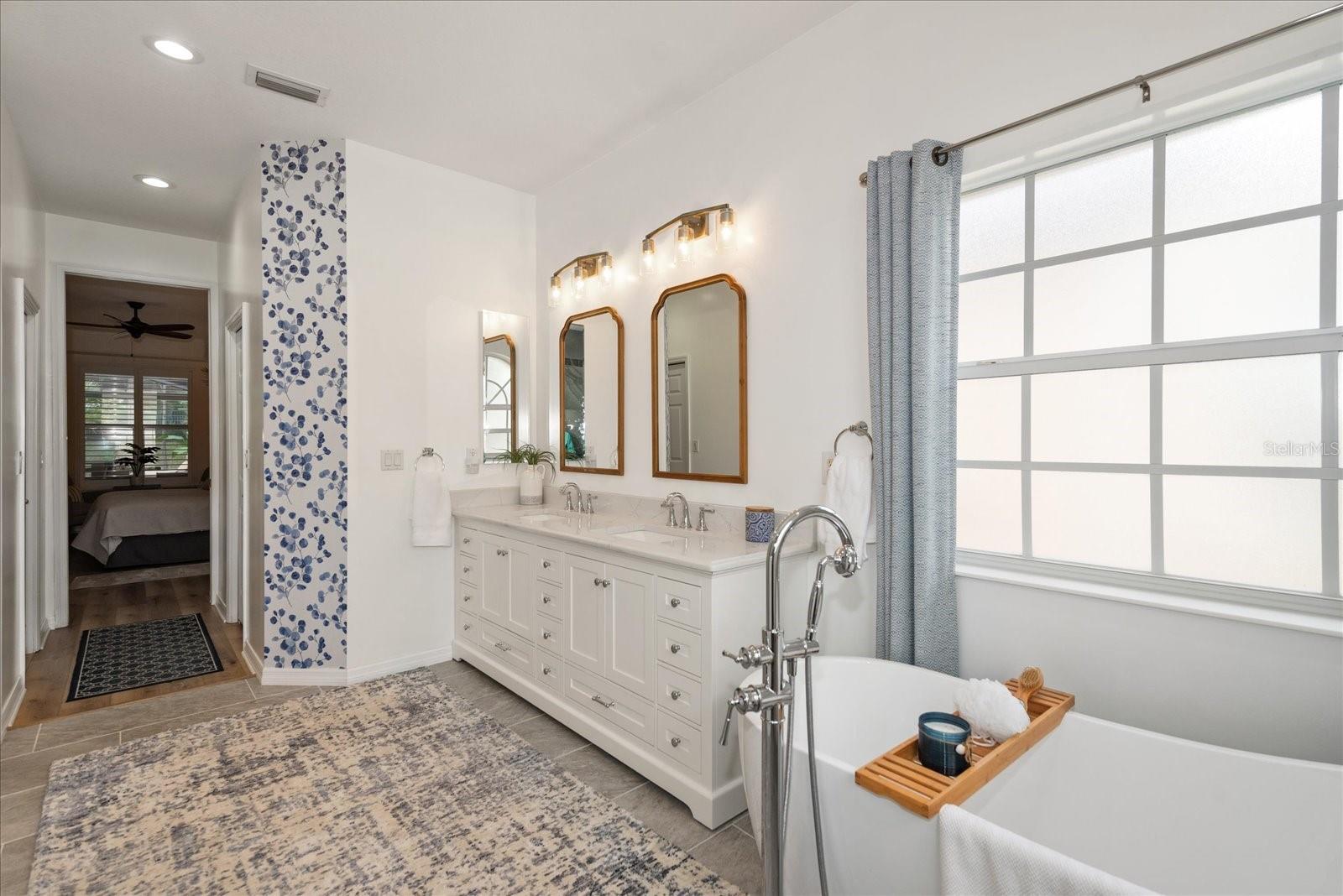 9646 BLUE STONE CIR, FORT MYERS, FL, 33913