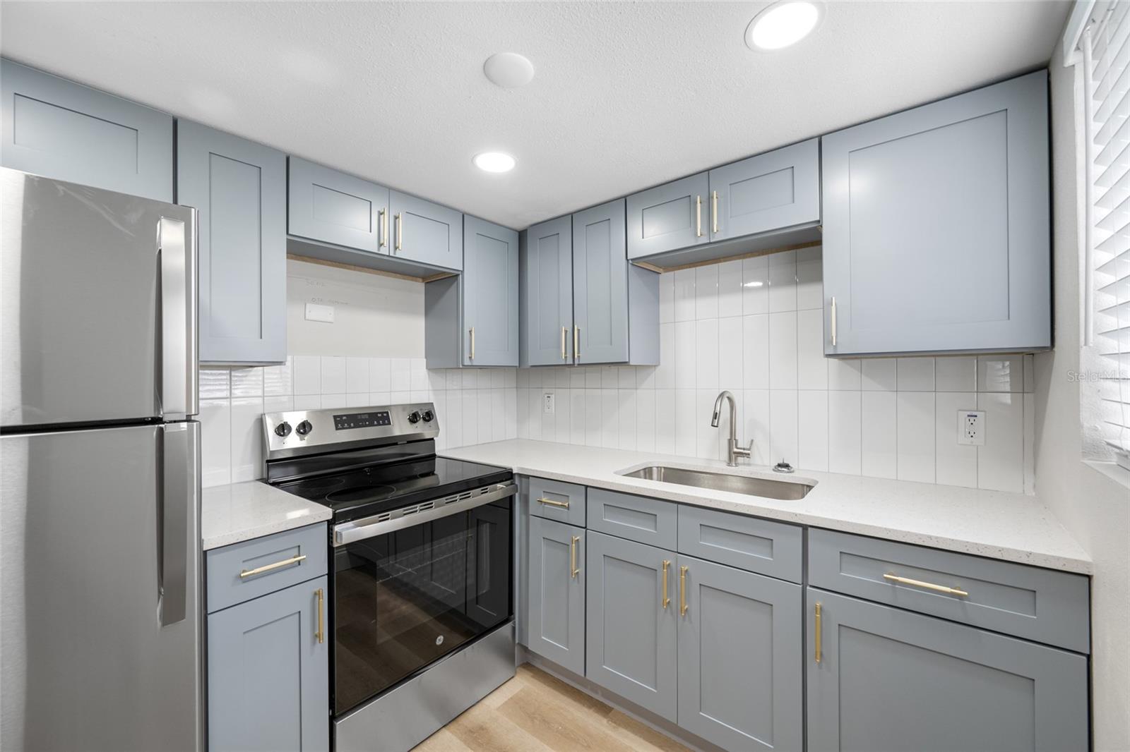 155 E DAVIS BLVD #6, TAMPA, FL, 33606