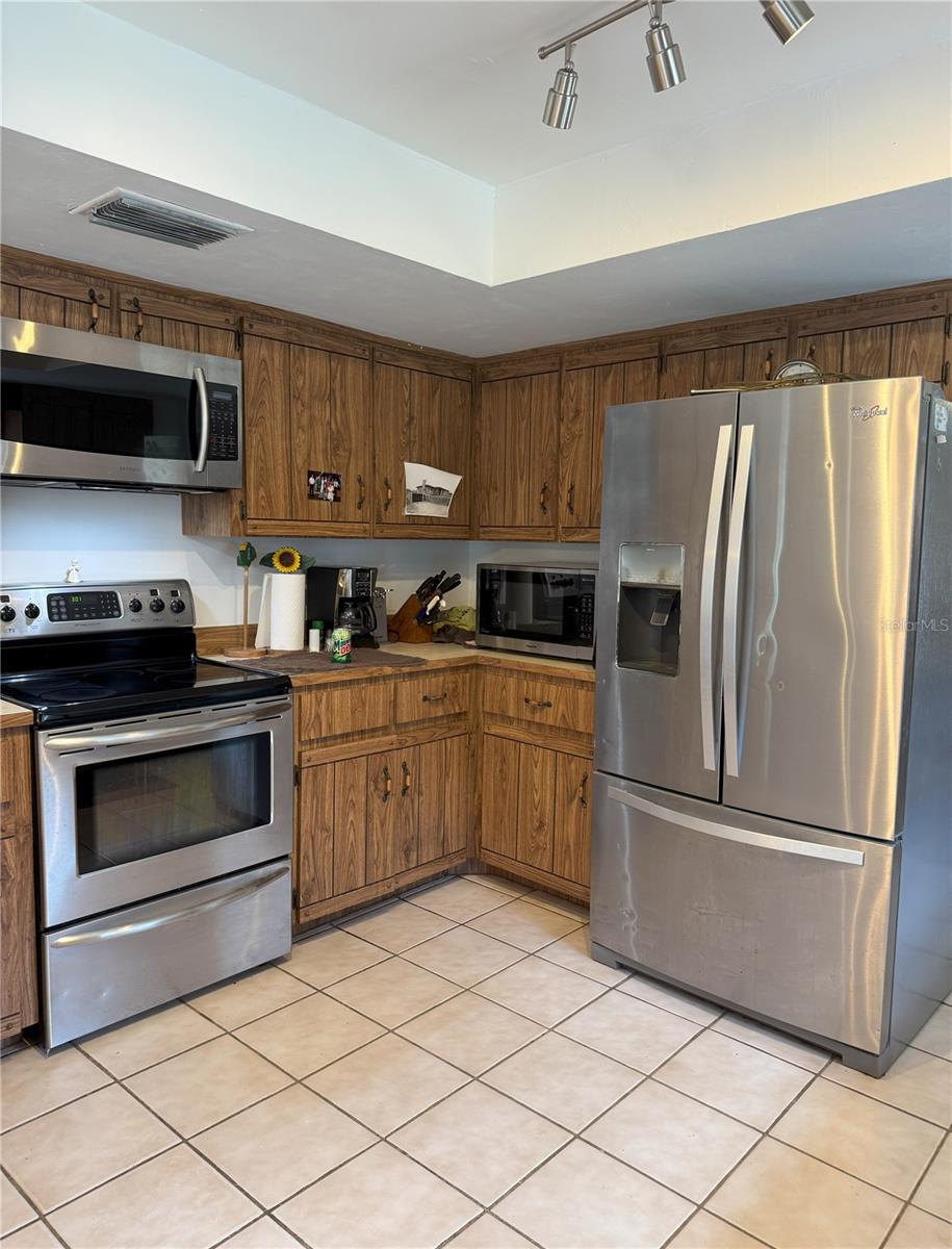 486 S US HIGHWAY 1 #486 & 470, OAK HILL, FL, 32759