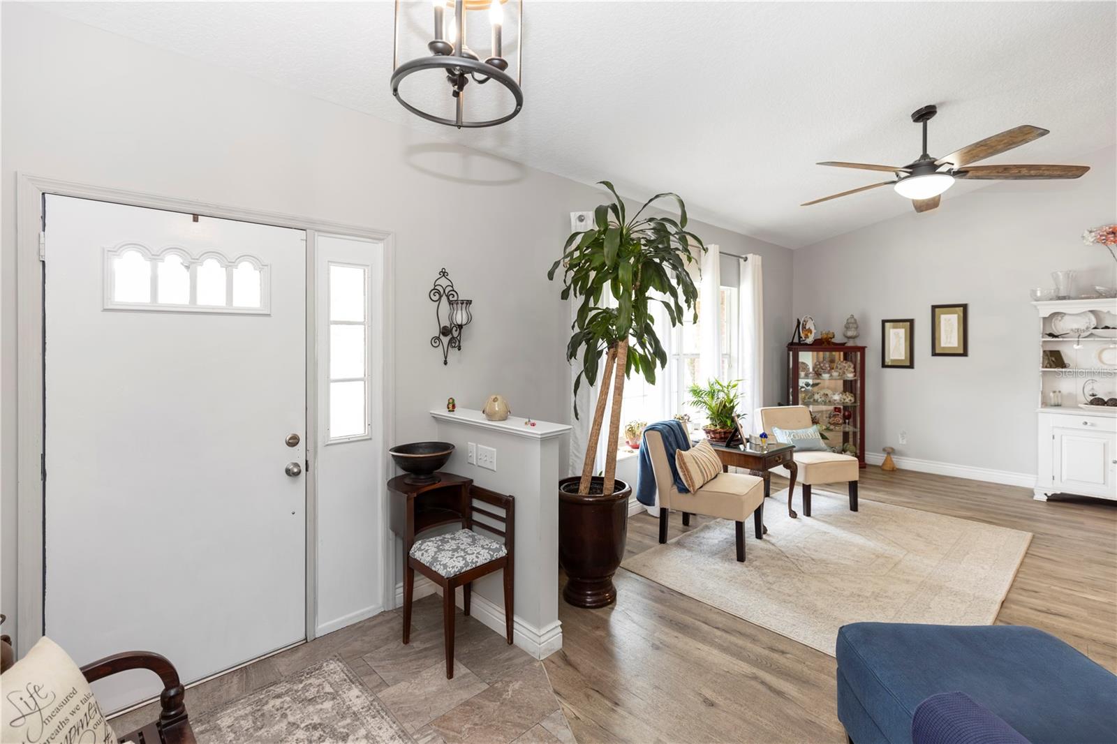 20 MONROE AVE, DEBARY, FL, 32713