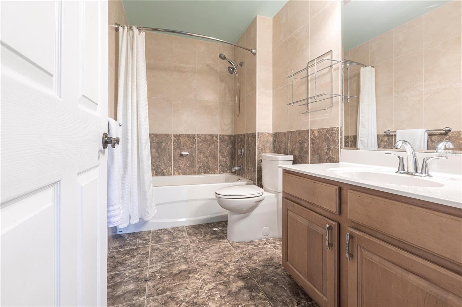 12505 MCGREGOR BLVD #213B, FORT MYERS, FL, 33919