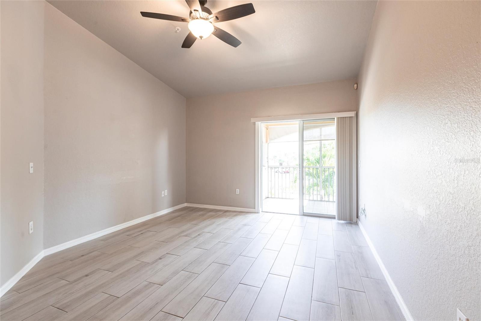 12505 MCGREGOR BLVD #213B, FORT MYERS, FL, 33919