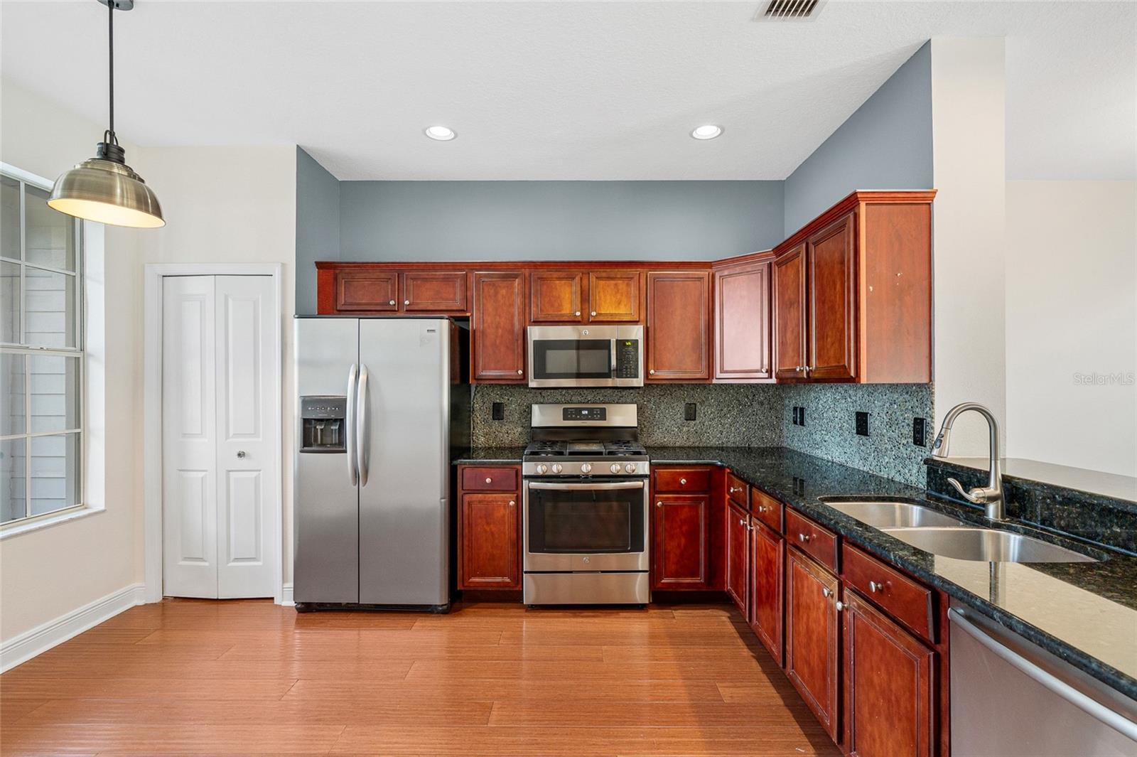 14648 BOURNEMOUTH RD, TAMPA, FL, 33626