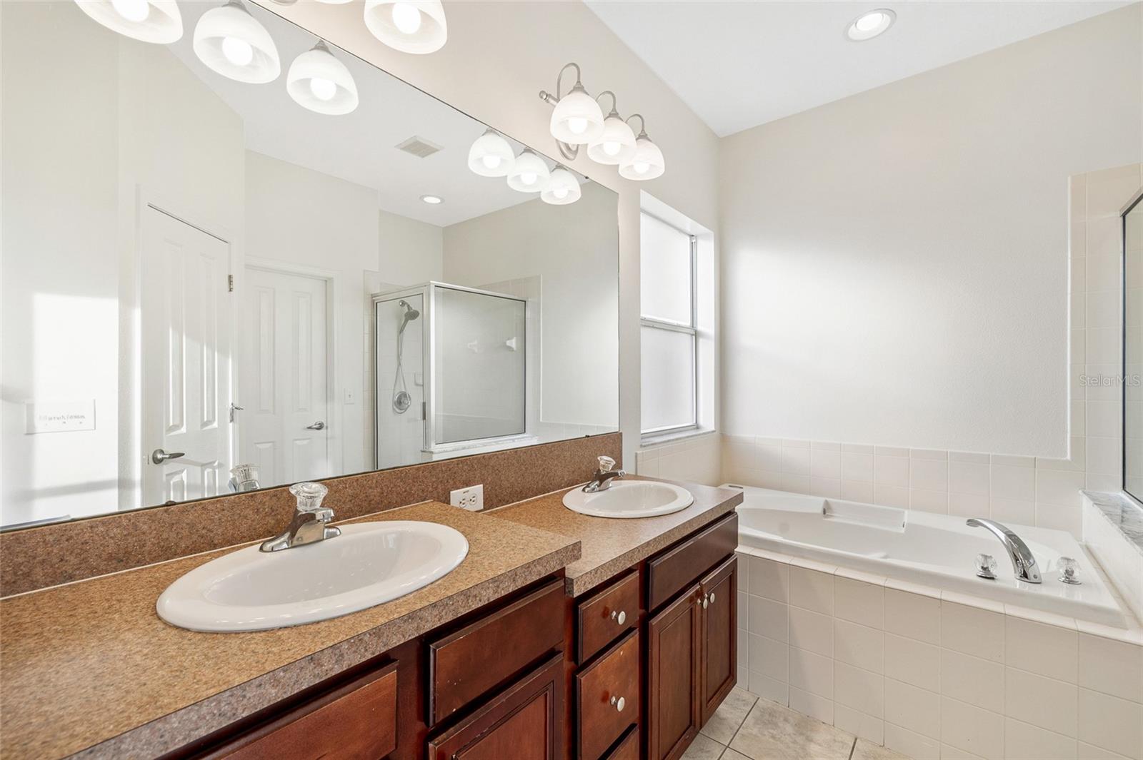 14648 BOURNEMOUTH RD, TAMPA, FL, 33626