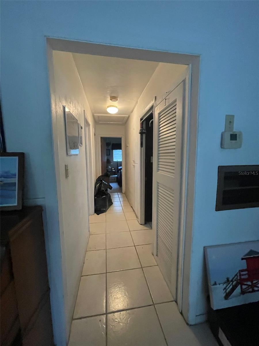 2494 S MILMAR DR, SARASOTA, FL, 34237