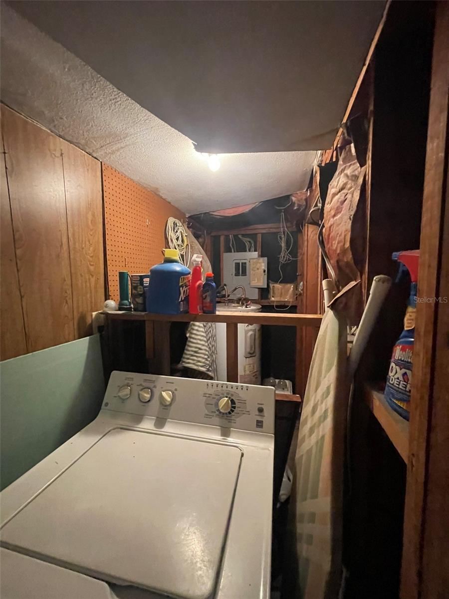 2494 S MILMAR DR, SARASOTA, FL, 34237