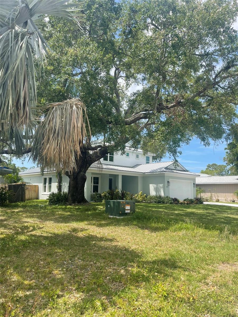 2494 S MILMAR DR, SARASOTA, FL, 34237