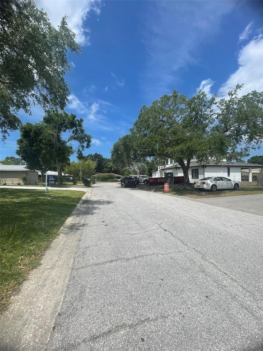 2494 S MILMAR DR, SARASOTA, FL, 34237