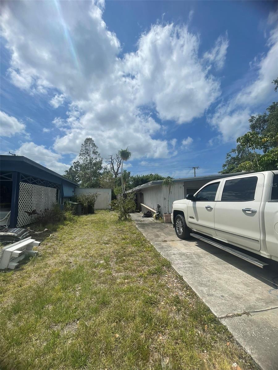 2494 S MILMAR DR, SARASOTA, FL, 34237