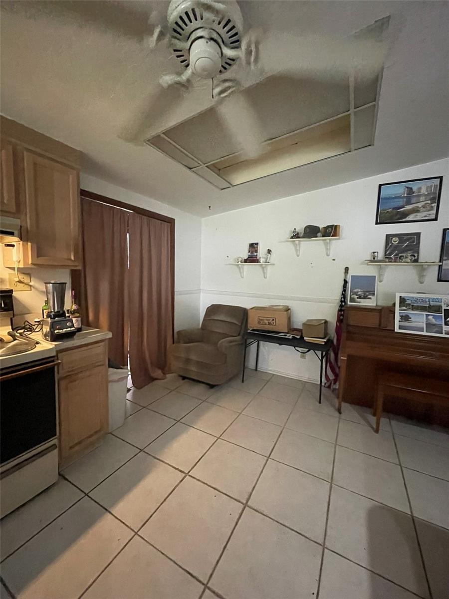 2494 S MILMAR DR, SARASOTA, FL, 34237