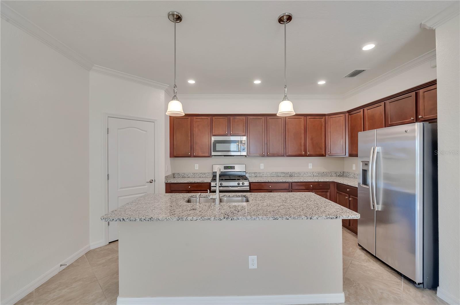 17010 BLUE RIDGE PL, BRADENTON, FL, 34211