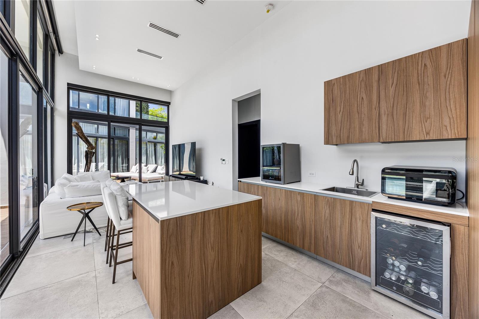 PR9113512 Property Photo