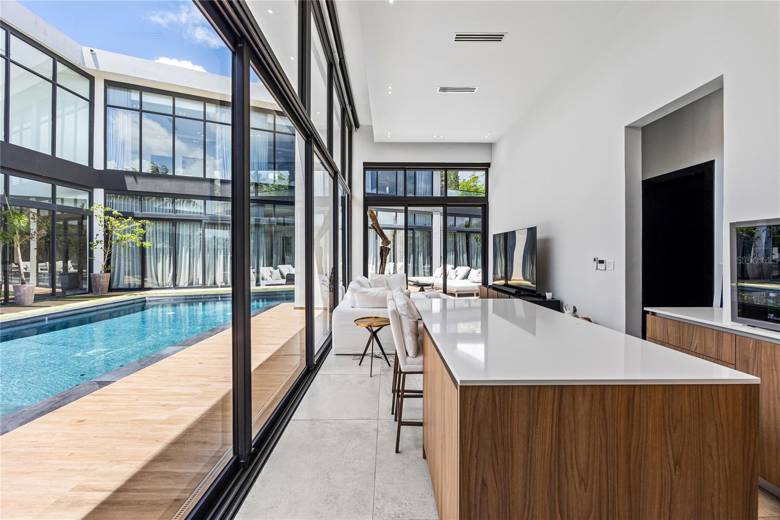 PR9113512 Property Photo