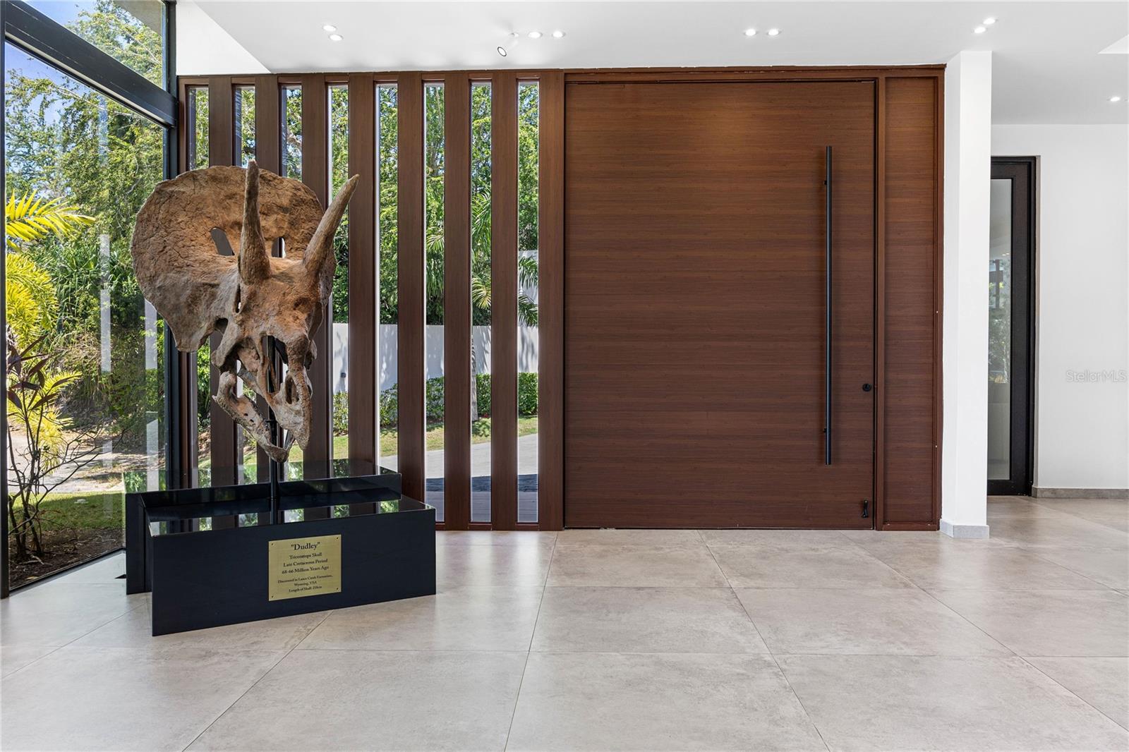 PR9113512 Property Photo