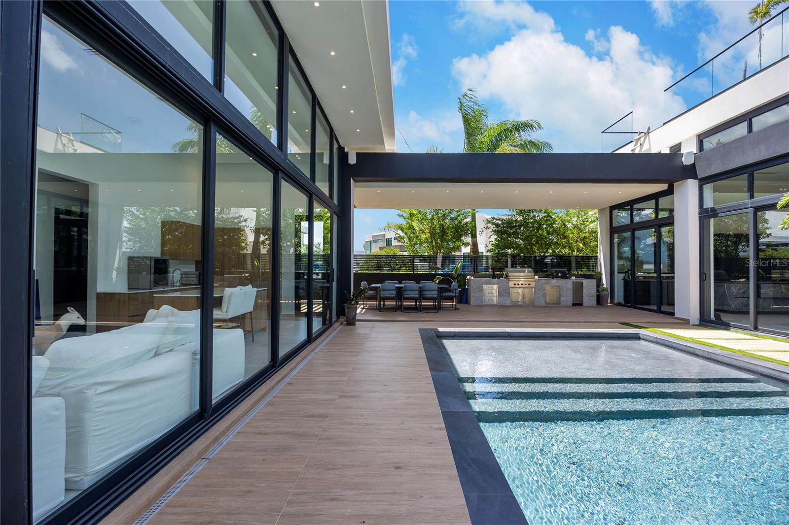 PR9113512 Property Photo