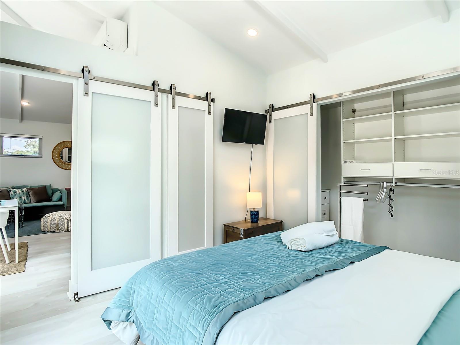 5111 28TH AVE N, ST PETERSBURG, FL, 33710