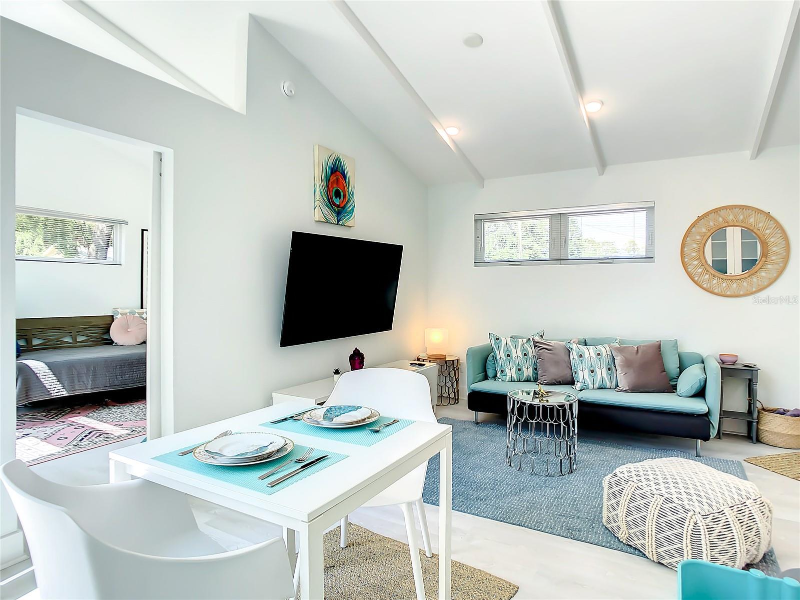 5111 28TH AVE N, ST PETERSBURG, FL, 33710