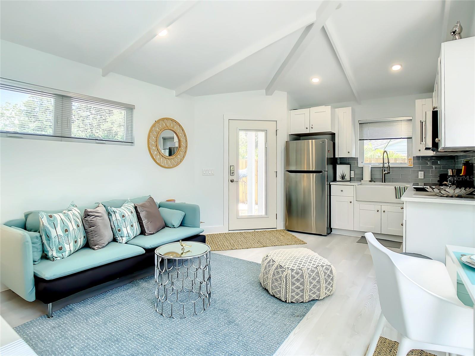 5111 28TH AVE N, ST PETERSBURG, FL, 33710