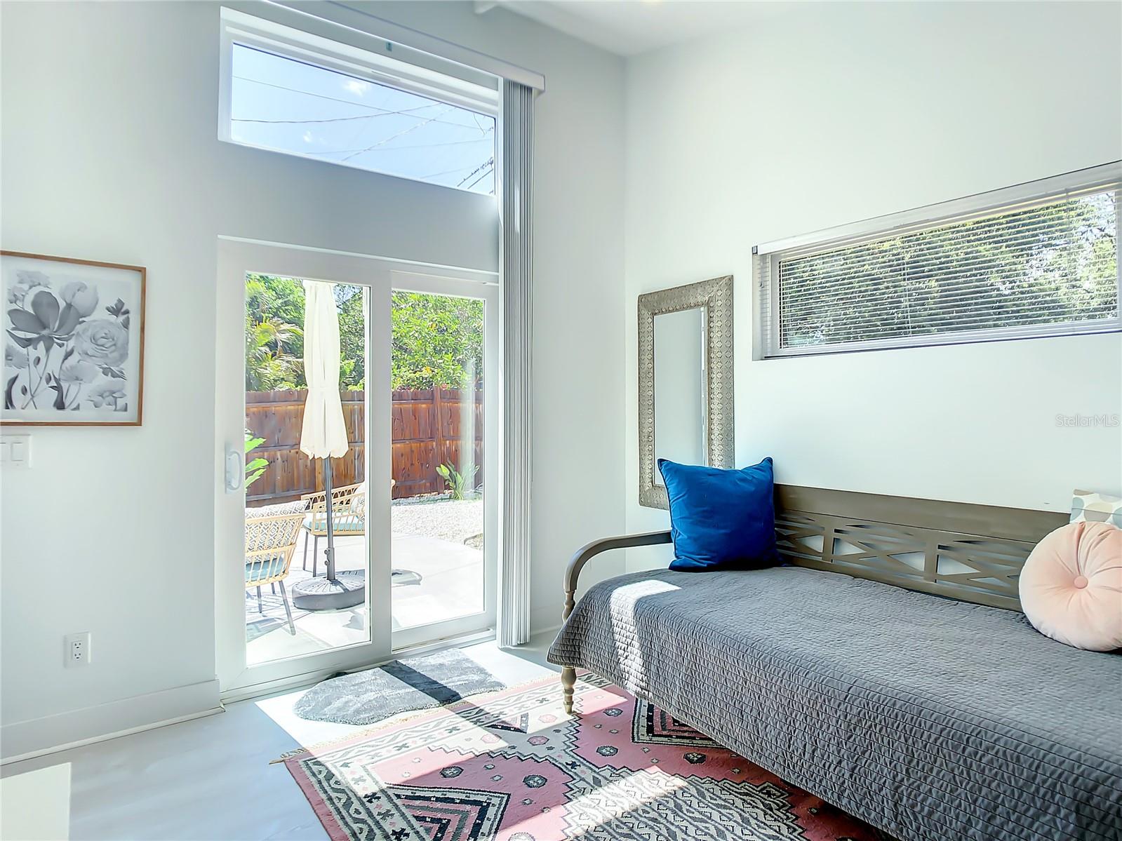 5111 28TH AVE N, ST PETERSBURG, FL, 33710