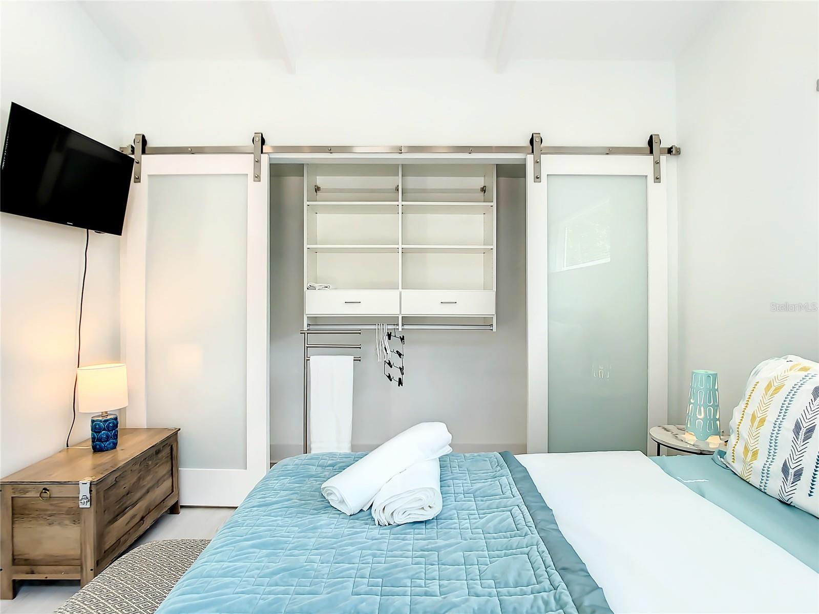 5111 28TH AVE N, ST PETERSBURG, FL, 33710