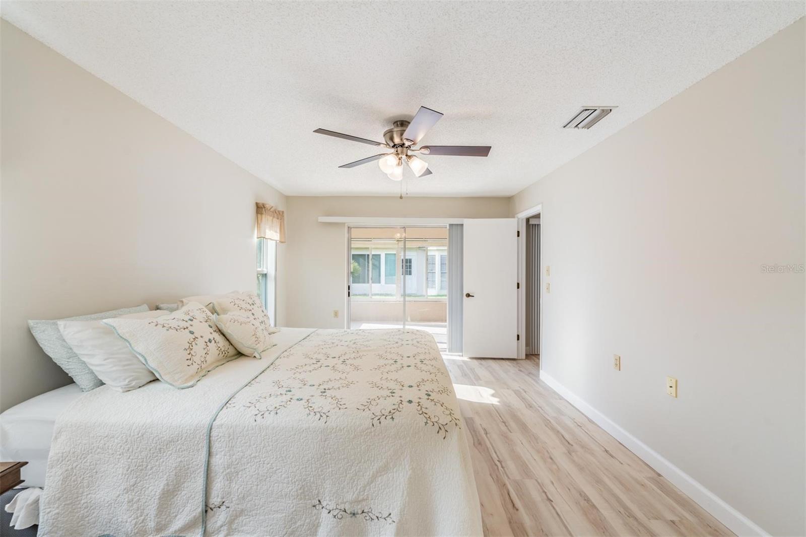 3956 TARPON POINTE CIR, PALM HARBOR, FL, 34684