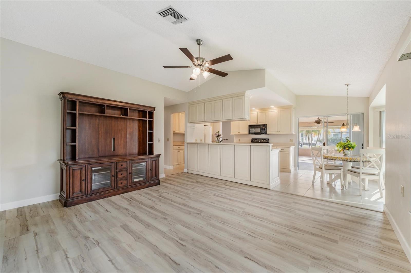 3956 TARPON POINTE CIR, PALM HARBOR, FL, 34684