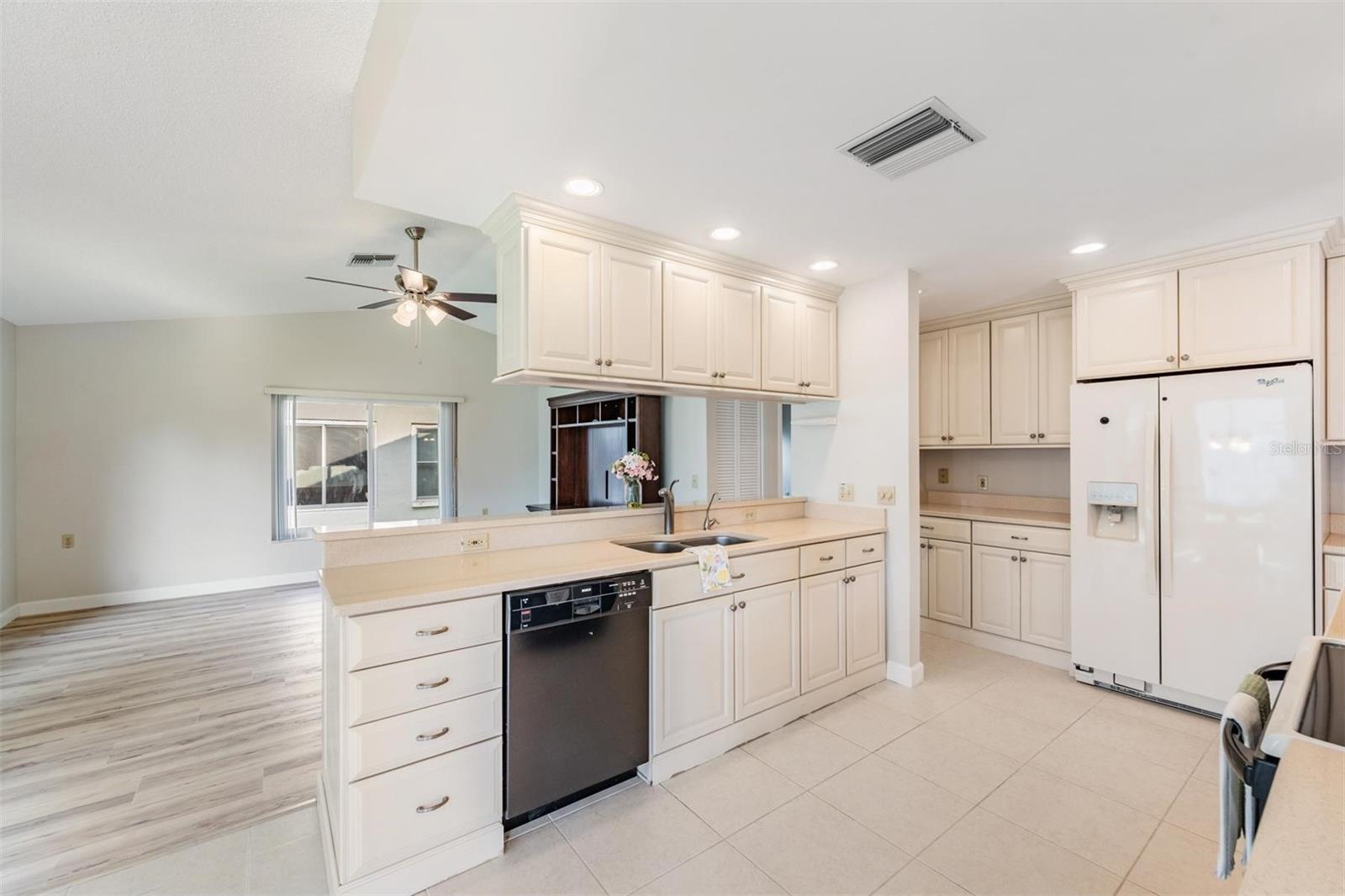 3956 TARPON POINTE CIR, PALM HARBOR, FL, 34684