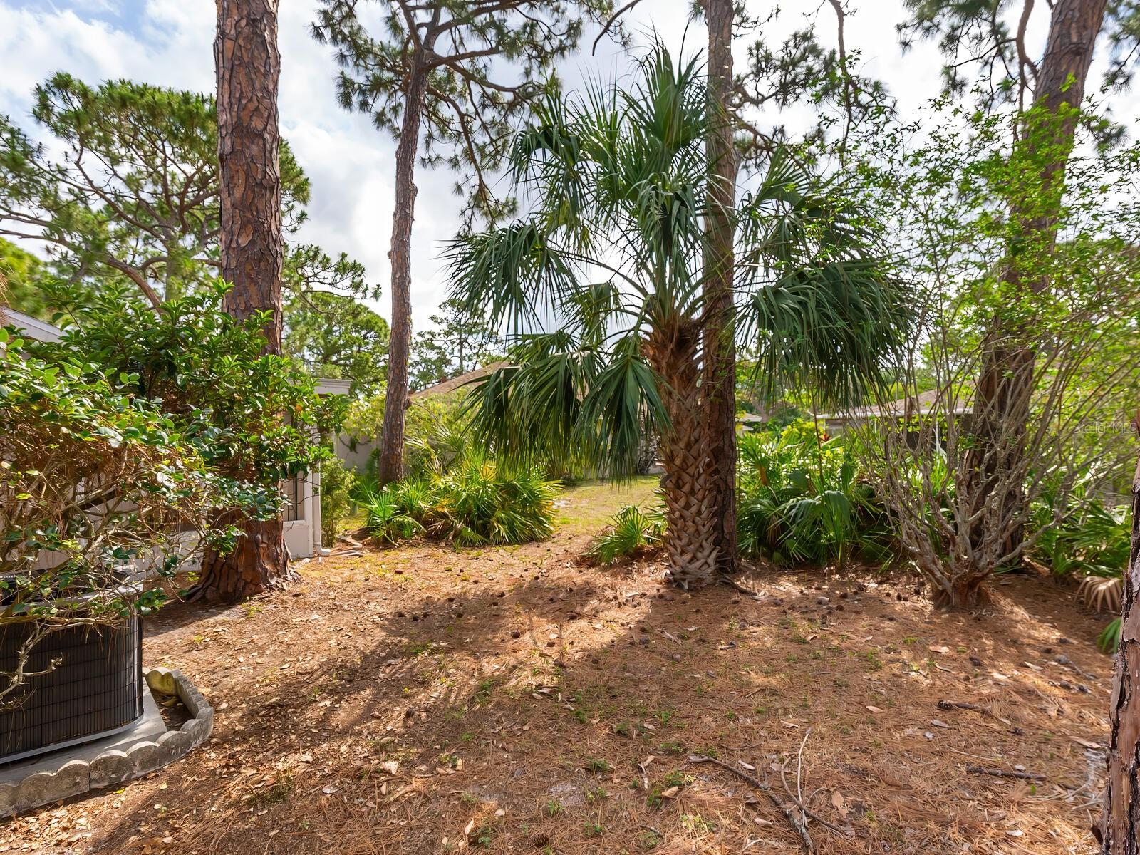 635 N JEFFERSON AVE #635, SARASOTA, FL, 34237