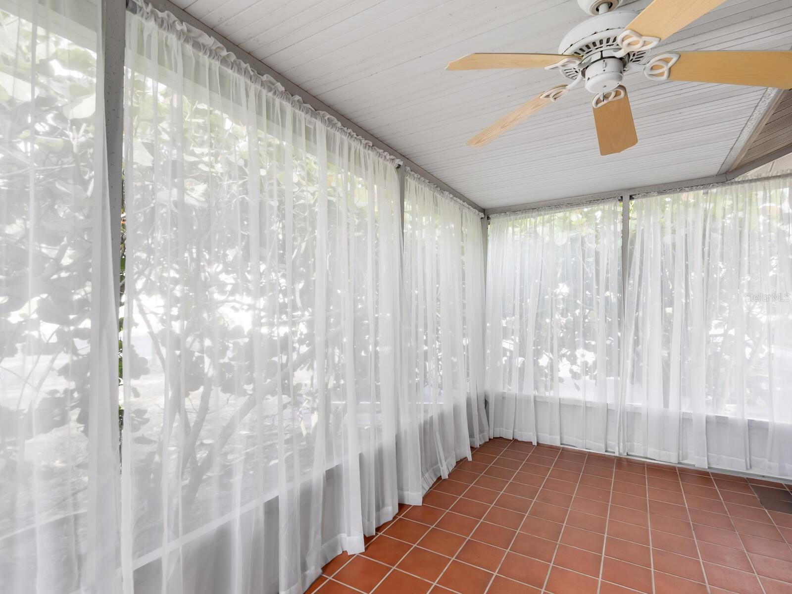 635 N JEFFERSON AVE #635, SARASOTA, FL, 34237