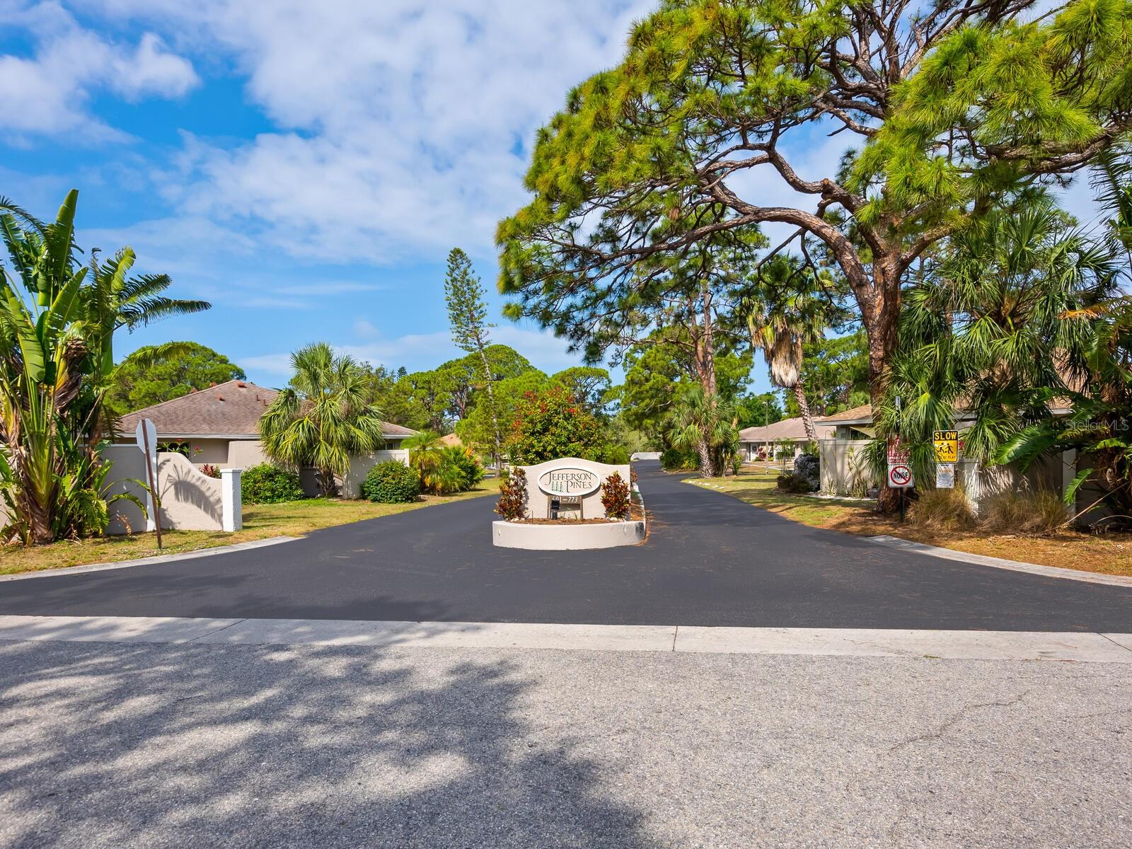 635 N JEFFERSON AVE #635, SARASOTA, FL, 34237