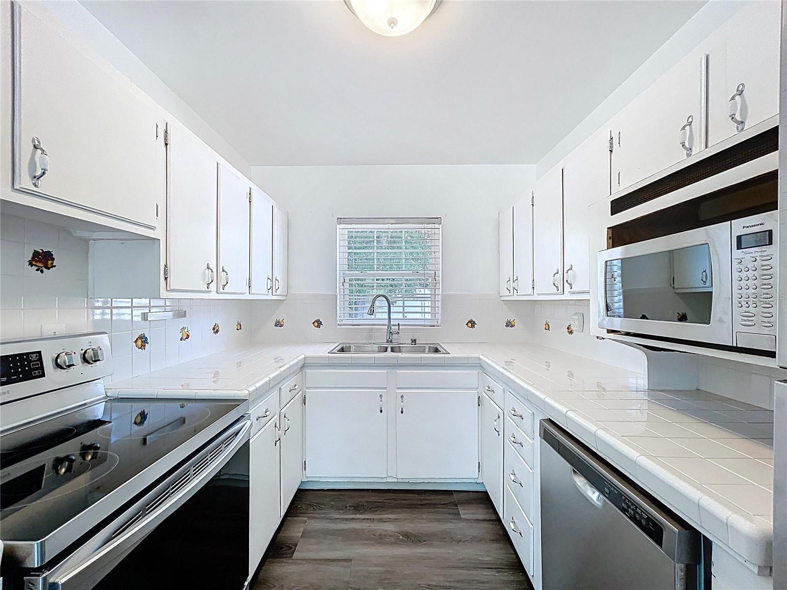 2152 74TH ST N, ST PETERSBURG, FL, 33710