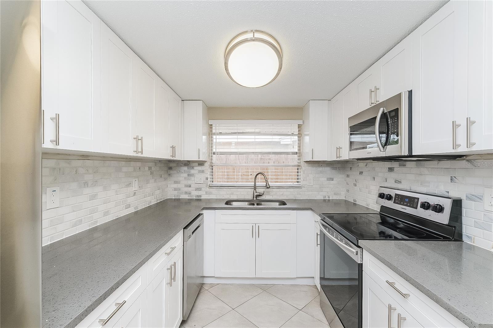 7405 OAKSHIRE DR, PORT RICHEY, FL, 34668