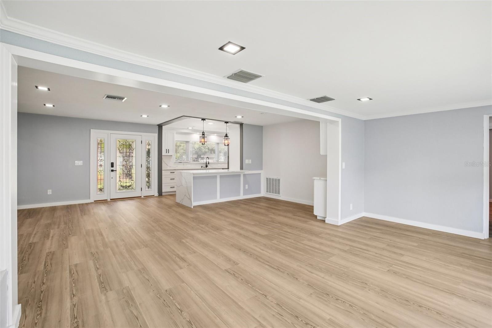 1624 CHATEAU DR, CLEARWATER, FL, 33756