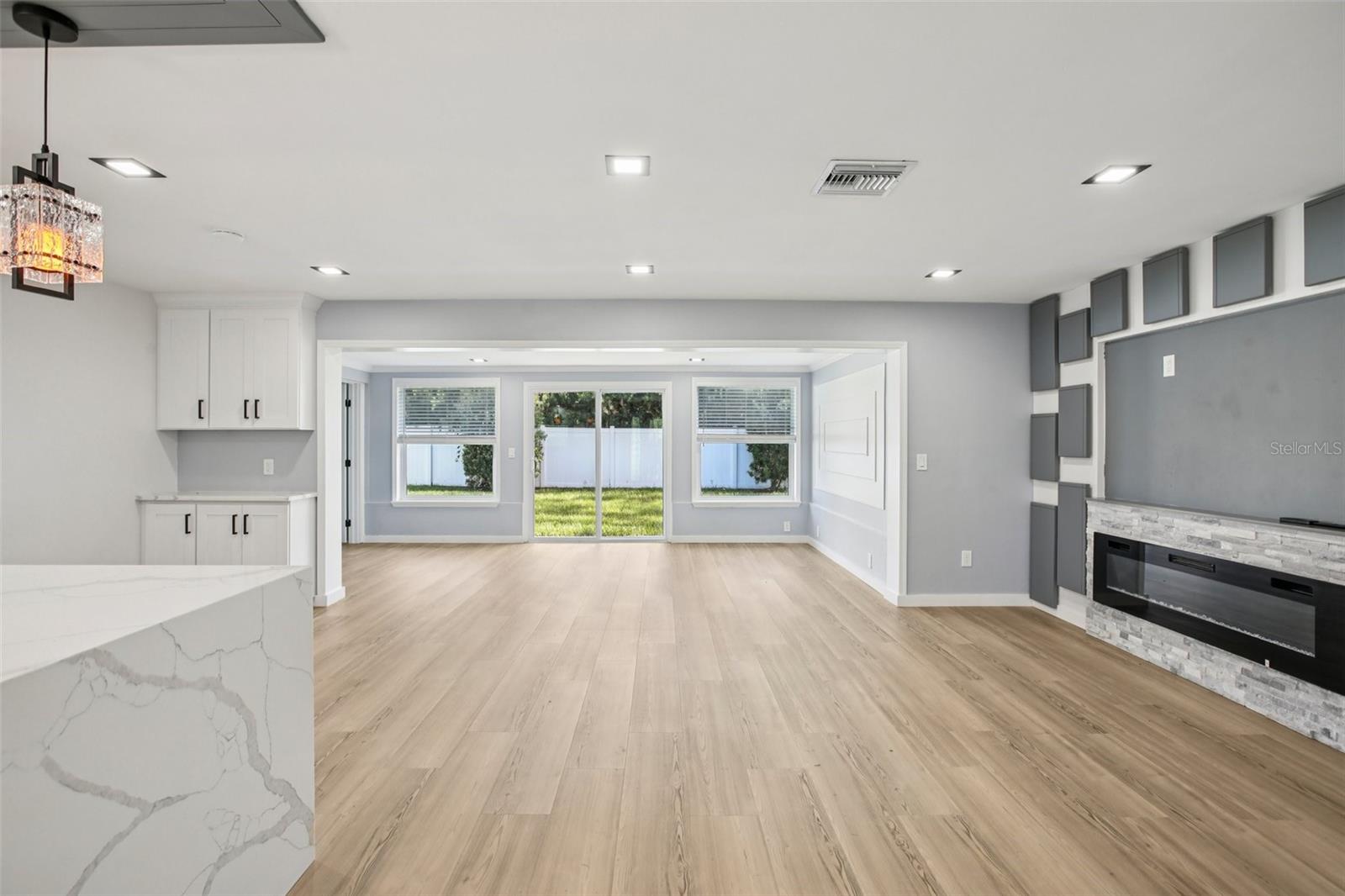 1624 CHATEAU DR, CLEARWATER, FL, 33756