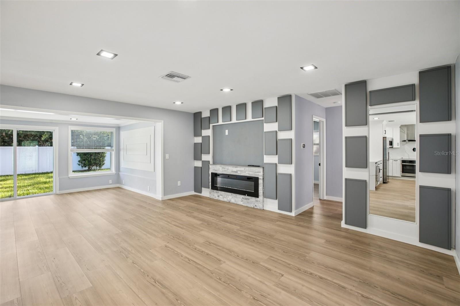 1624 CHATEAU DR, CLEARWATER, FL, 33756